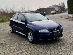 Blu/azzurro Usata 2002 Fiat Stilo Active Tre volumi | 1000 € (Ottimo prezzo)