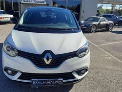 Bianco + tetto nero Usata 2019 Renault Scénic IV Intens Monovolume | 12.950 € (Ottimo prezzo)