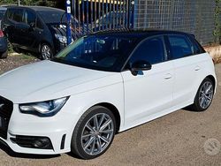 Bianco Usata 2013 Audi A1 Ambition Due volumi | 7499 € (Cara)