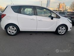 Bianco Usata 2016 Opel Meriva Monovolume | 6700 € (Buon prezzo)