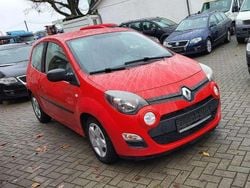 Rosso Usata 2014 Renault Twingo Due volumi | 5299 € (Ottimo prezzo)