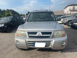 Grigio Usata 2003 Mitsubishi Pajero SUV | 9500 € (Buon prezzo)