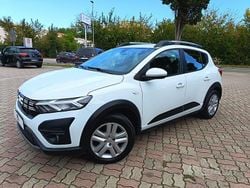 Bianco Usata 2023 Dacia Sandero Essentiel Tre volumi | 13.999 € (Cara)