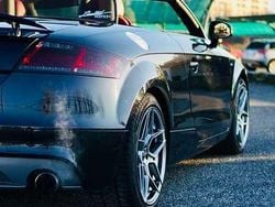 Nero Usata 2009 Audi TT Roadster Ambiente Cabrio | 12.000 € (Molto cara)