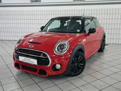 Rosso Usata 2018 Mini Cooper SD Hype Due volumi | 19.900 € (Cara)