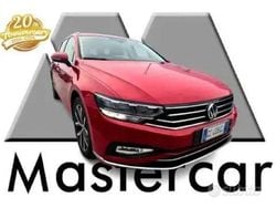 Rosso Usata 2020 VW Passat Executive Station wagon | 13.400 € (Buon prezzo)