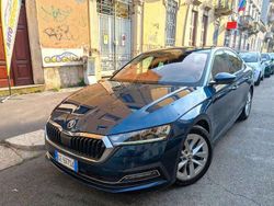 Blu/azzurro Usata 2021 Skoda Octavia Executive Tre volumi | 16.900 € (Buon prezzo)