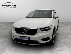 Bianco Usata 2022 Volvo XC40 Momentum SUV | 19.900 € (Ottimo prezzo)