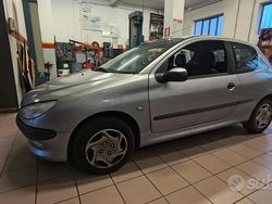 Grigio Usata 2000 Peugeot 206 Tre volumi | 600 € (Super prezzo)