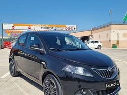 Usata 2023 Lancia Ypsilon Gold Due volumi | 13.800 € (Cara)