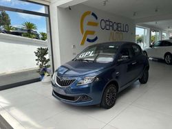 Blu metallizzato Usata 2024 Lancia Ypsilon Due volumi | 17.990 € (Molto cara)