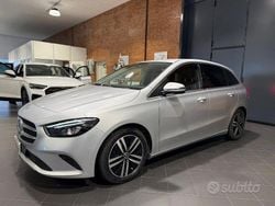 Grigio Usata 2021 Mercedes B180 Monovolume | 21.900 € (Buon prezzo)