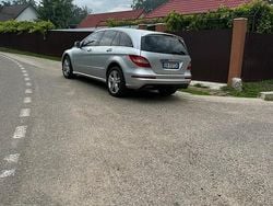 Grigio Usata 2010 Mercedes R350 Monovolume | 7000 €