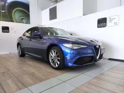 Blu Usata 2023 Alfa Romeo Giulia Ti Tre volumi | 41.900 € (Ottimo prezzo)