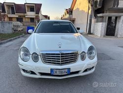 Bianco Usata 2008 Mercedes E220 Elegance Tre volumi | 4500 € (Ottimo prezzo)