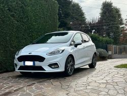 Bianco Usata 2019 Ford Fiesta ST-Line Due volumi | 9500 € (Buon prezzo)