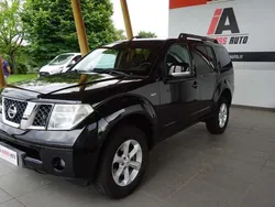 Nero metallizzato Usata 2010 Nissan Pathfinder SUV | 9900 € (Molto cara)