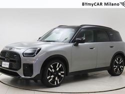 Argento Usata 2024 Mini Countryman Essential SUV | 36.000 € (Molto cara)