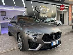 Grigio Usata 2021 Maserati Levante SUV | 52.900 € (Molto cara)