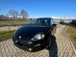 Usata 2017 Fiat Grande Punto Due volumi | 5500 € (Buon prezzo)