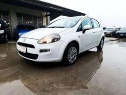 Bianco Usata 2013 Fiat Punto Easy Tre volumi | 5900 € (Buon prezzo)