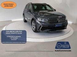 Grigio scuro Usata 2023 VW Tiguan R-line SUV | 32.950 € (Buon prezzo)