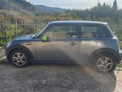 Grigio Usata 2009 Mini ONE Due volumi | 4000 € (Buon prezzo)
