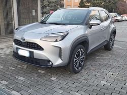 Usata 2022 Toyota Yaris Cross Lounge SUV | 18.699 € (Buon prezzo)