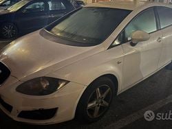 Bianco Usata 2011 Seat Leon Due volumi | 2500 €