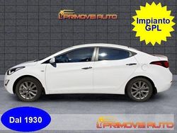 Bianco Usata 2015 Hyundai Elantra Tre volumi | 9950 €