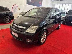 Nero Usata 2010 Opel Meriva Cosmo Monovolume | 3300 € (Buon prezzo)