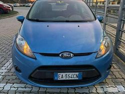 Azzurro Usata 2010 Ford Fiesta Titanium Tre volumi | 3280 € (Buon prezzo)