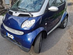 Usata 2003 Smart ForTwo Coupé Due volumi | 2300 € (Buon prezzo)