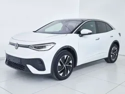 Glacier white metallizzato ner Nuova 2025 VW ID.5 Pro SUV | 50.300 €