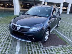 Grigio Usata 2011 Dacia Sandero Stepway Tre volumi | 4499 € (Cara)