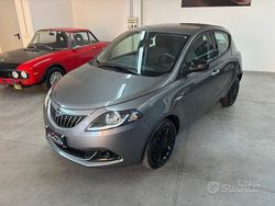 Grigio Usata 2022 Lancia Ypsilon S Due volumi | 10.490 € (Buon prezzo)