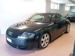 Usata 2002 Audi TT Roadster Cabrio | 9000 €