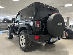 Nero Usata 2016 Jeep Wrangler Sahara SUV | 36.200 € (Buon prezzo)