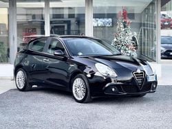 Nero Usata 2011 Alfa Romeo Giulietta Tre volumi | 6400 € (Ottimo prezzo)