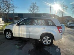 Usata 2010 Suzuki Vitara SUV | 7000 €