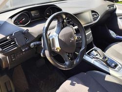 Nero Usata 2019 Peugeot 308 Allure Station wagon | 12.450 € (Buon prezzo)