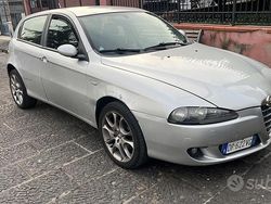 Grigio Usata 2008 Alfa Romeo 147 Due volumi | 500 € (Super prezzo)