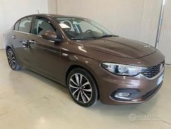 Marrone Usata 2016 Fiat Tipo Opening Edition Tre volumi | 7390 € (Buon prezzo)