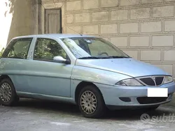 Blu/azzurro Usata 2002 Lancia Ypsilon Due volumi | 800 € (Super prezzo)