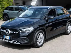 Nero Usata 2020 Mercedes GLA200 Executive SUV | 31.800 € (Buon prezzo)