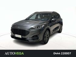 Vari colori pastello Usata 2020 Ford Kuga ST-Line SUV | 22.000 € (Buon prezzo)