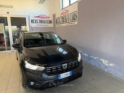 Nero Usata 2022 Dacia Sandero Tre volumi | 11.500 € (Buon prezzo)