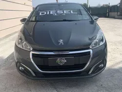 Other Usata 2016 Peugeot 208 Active Due volumi | 5199 € (Ottimo prezzo)