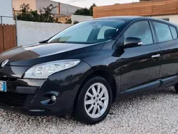 Nero Usata 2009 Renault Mégane III Dynamique Tre volumi | 4000 € (Buon prezzo)