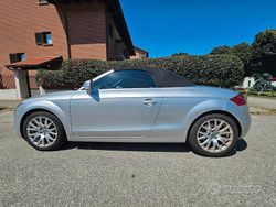 Grigio Usata 2007 Audi TT Roadster Cabrio | 9800 € (Buon prezzo)
